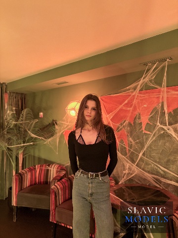 Model Дарʼя, 20 years, Kyiv — TFP